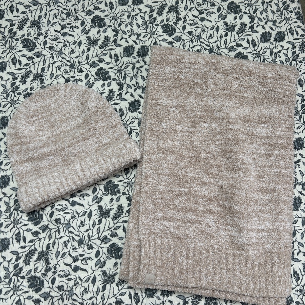 NEW Barefoot Dreams Tan Scarf and Beanie Set